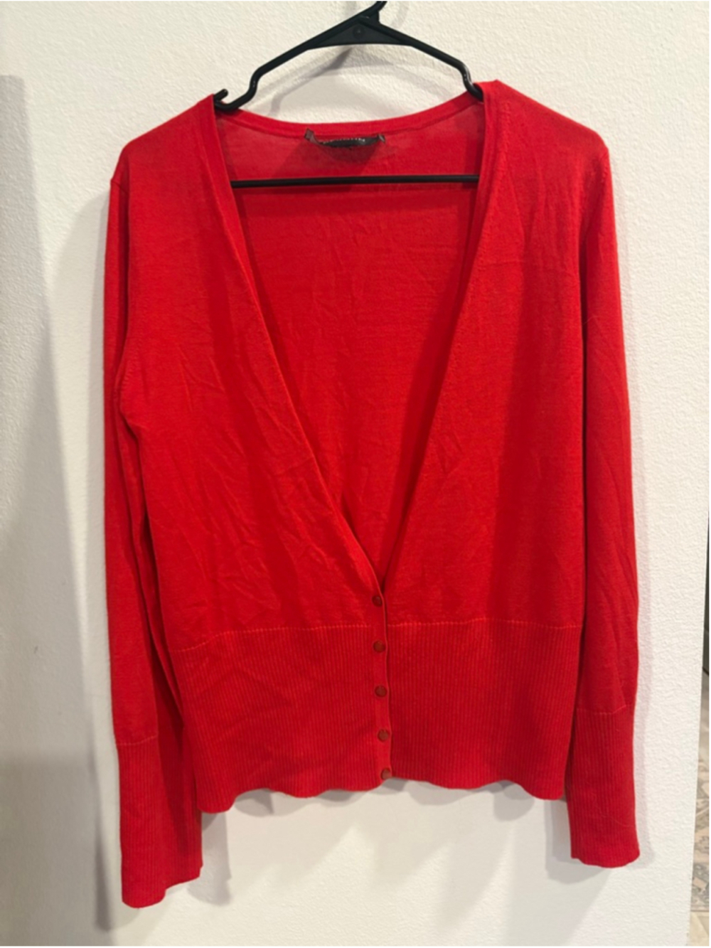 St. John Red Wool Silk Cashmere V-Neck Button Cardigan Sweater M